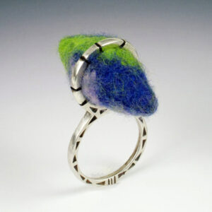 Silver ring with felt design